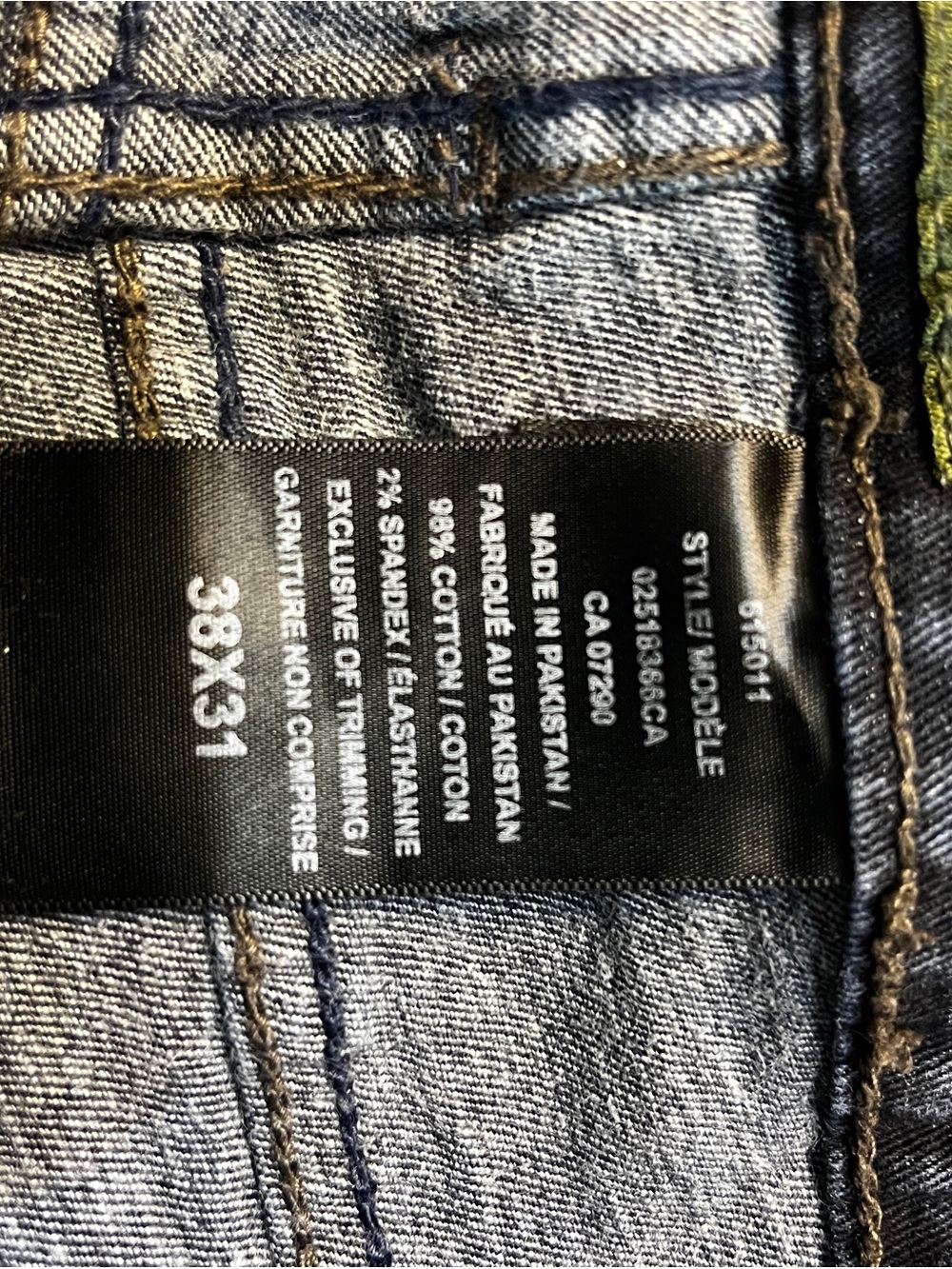 🎬 50% Flash Sale 😎 EUC - Men's Straight Jeans in Dark Indigo, Size 38x31 - Picture 7 of 8